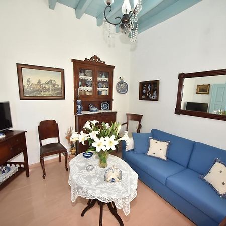 Traditional House By The Sea Mandraki  Luaran gambar